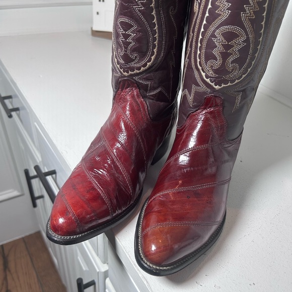 **SOLD**Villano Men’s Leather Shaft Cowboy 9.5 Burgundy Exotic Eel Vamp Western - Picture 4 of 8